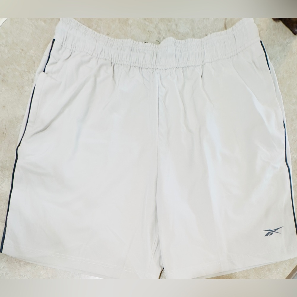 Reebok Athletic Shorts Lightweight Breathable Design - light tan w/ navy accents